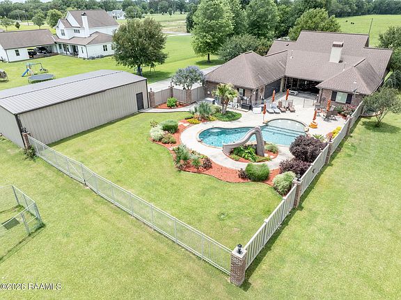 2nd image of 964 Bearb Rd