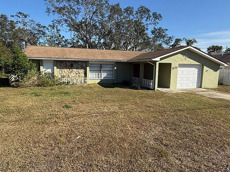 7646 Landmark Dr — Photo 1
