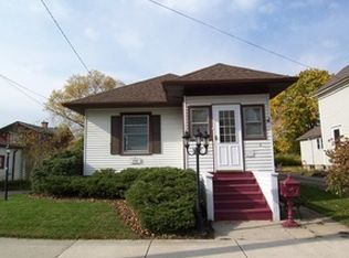 232 La Fox River Dr, Algonquin, IL 60102