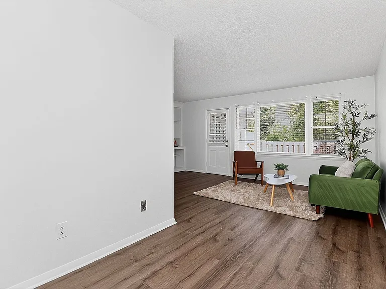 4605 Hedgemore Dr #D — Photo 8