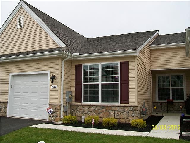 2nd image of 631 Sorrell Cir