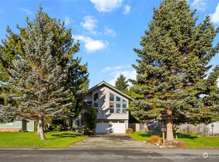 2408 31st St, Anacortes, WA