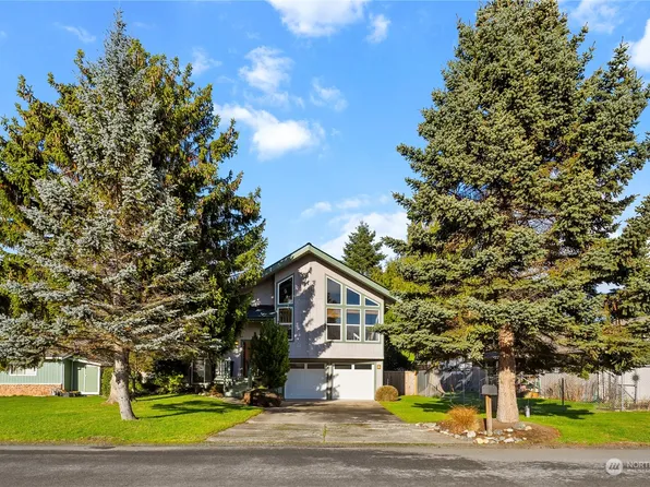 2408 31st Street, Anacortes, WA 98221