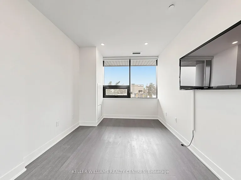 2908 Highway 7 Rd #108 — Photo 31