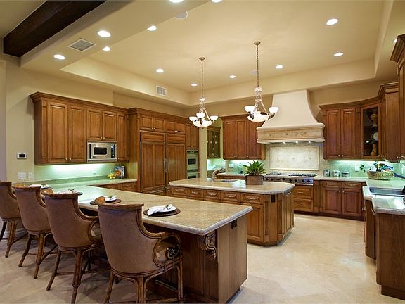 5th image of 5820 Meadows Del Mar Dr