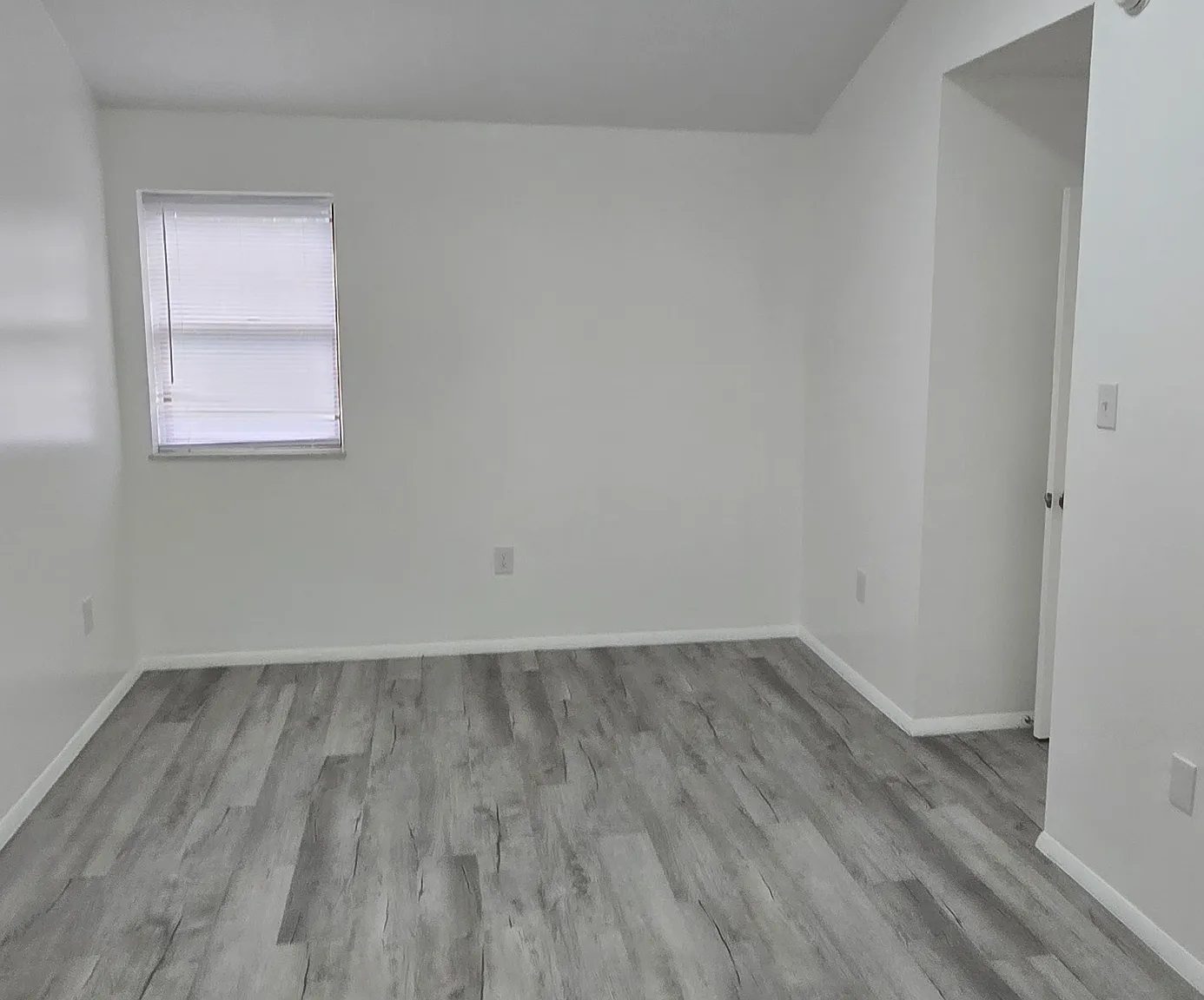 333 Manown Street - 205 — Photo 3