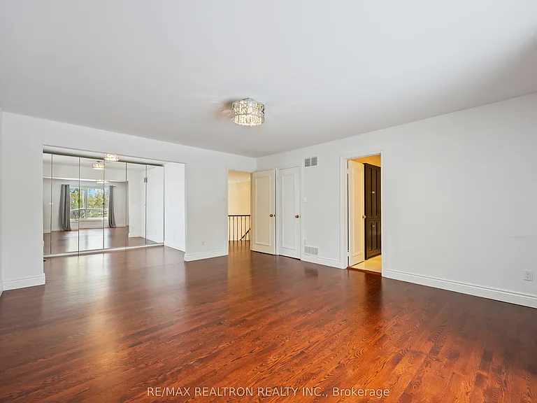 12 Donwoods Dr — Photo 25