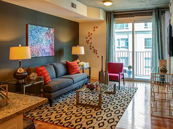 4th image of 112 N 12th St Unit 2011