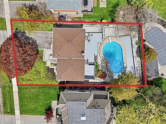 3rd image of 2122 Bridge Rd