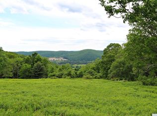 567 Breezy Hill Rd, Hillsdale, NY 12529