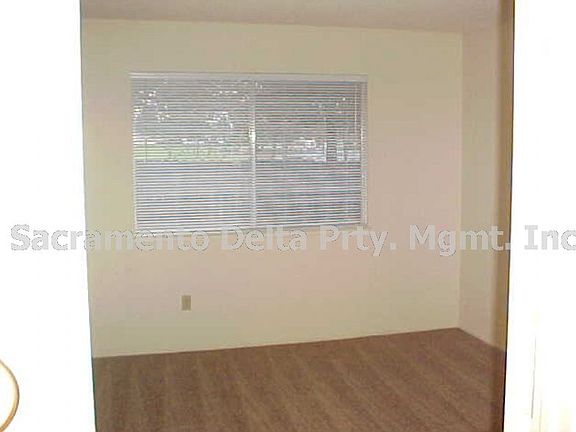 4th image of 6006 Ogden Nash Way