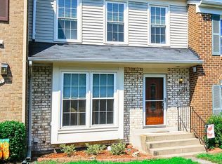 12138 Winona Dr, Woodbridge, VA 22192
