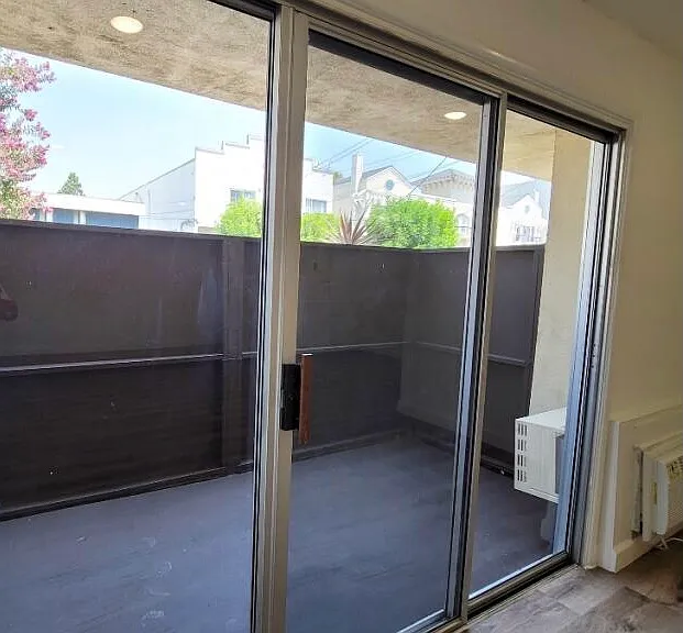 10840 Hortense St #2 — Photo 11