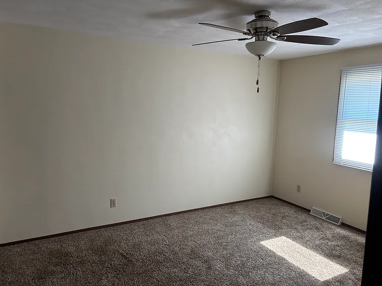 2419 S Schaefer St — Photo 6