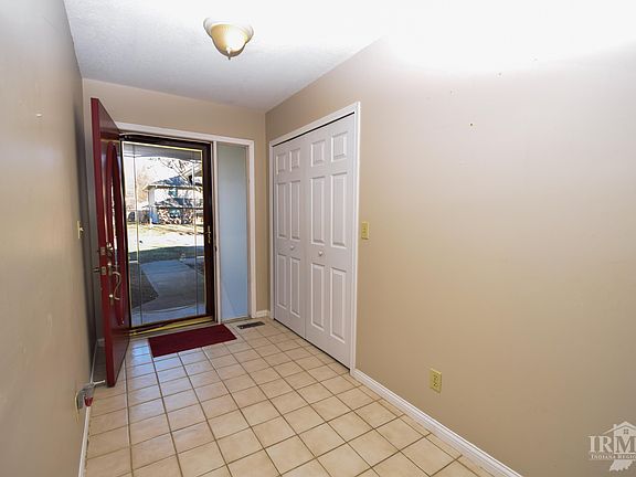 4th image of 2505 W Sacramento Dr