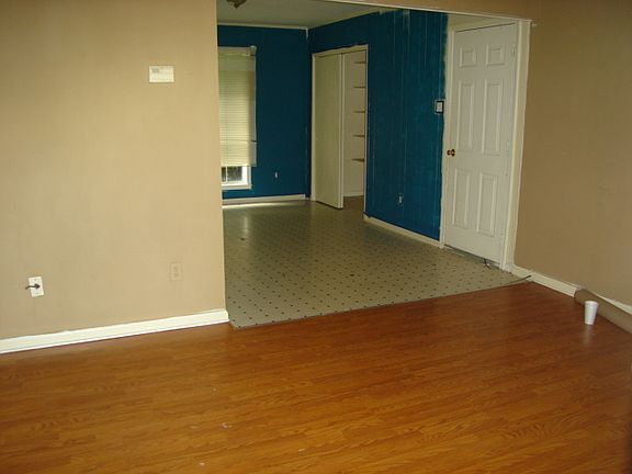 2nd image of 5123 Belfast Dr