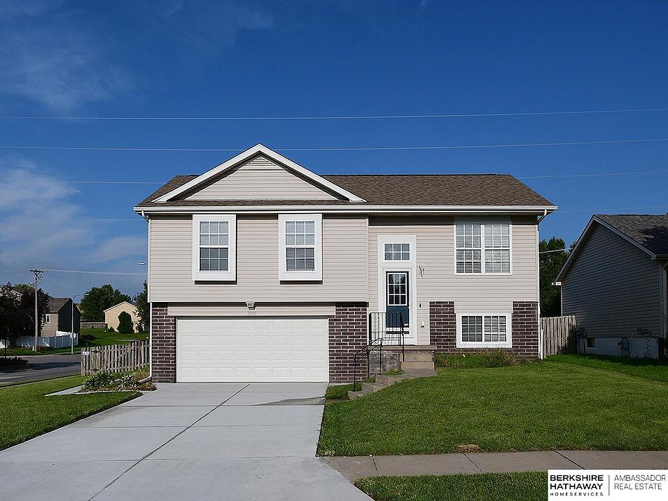 1st image of 7232 S 179th St