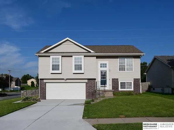 7232 S 179th St, Omaha, NE 68136