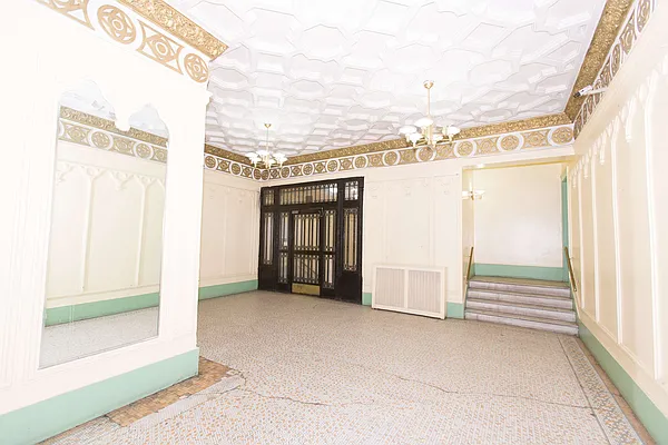 Sold by Keller Williams City Views Realty | media 21