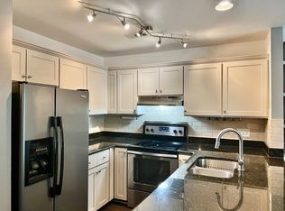 3306 Selwyn Farms Ln APT 7, Charlotte, NC 28209