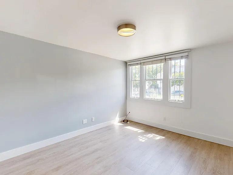 643 Webster St #2 — Photo 1