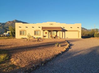 5656 S Blum Ln, Hereford, AZ 85615