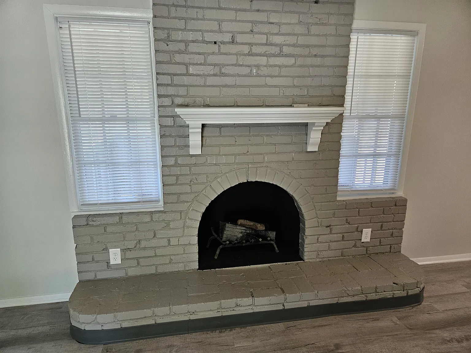 3 bed, 1.5 bath, 1311 sqft, $1,800 — Photo 4
