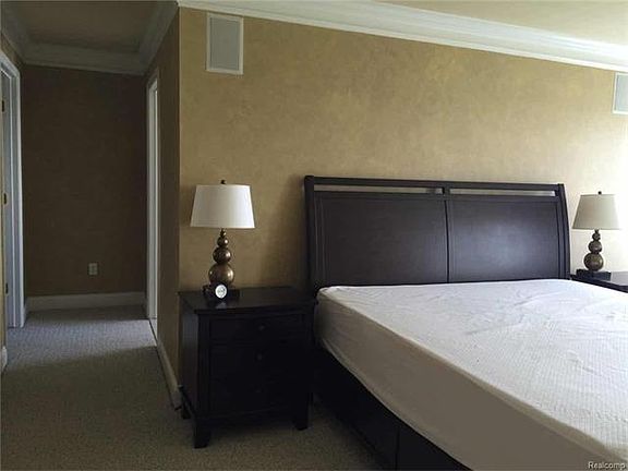 3rd image of 25678 Island Lake Dr #1
