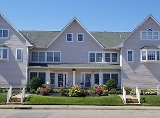 236 Westside Ave UNIT B, Freeport, NY 11520