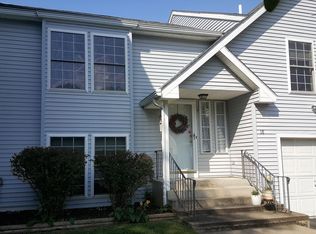 18 Rockport Rd, New Hartford, NY 13413