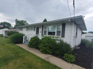 909 Olive St, Galesburg, IL 61401