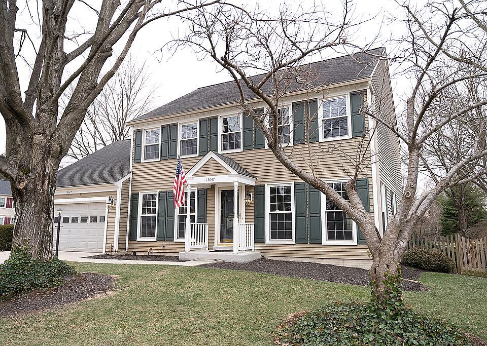 1st image of 13047 Farthingale Dr