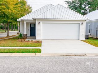 8068 Carmel Cir, Foley, AL 36535