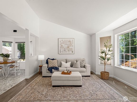 5th image of 7501 55th Avenue Ct NW
