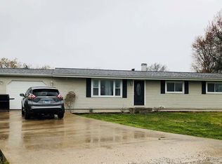 216 N Eastview St, Camp Point, IL 62320