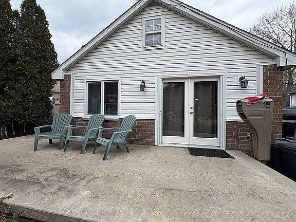 2nd image of 4854 Griswold Rd