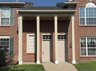 24202 Chesapeake Cir, Walled Lake, MI