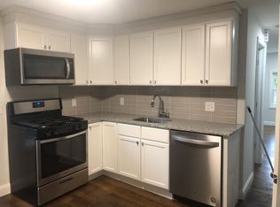 8 Bloomingdale Ct #1, Worcester, MA 01604