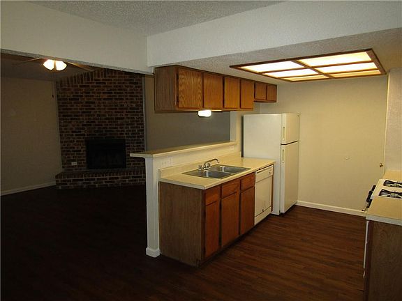 5th image of 9217 Kempler Dr #A