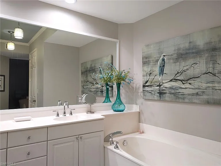 400 Flagship Dr #501 — Photo 21
