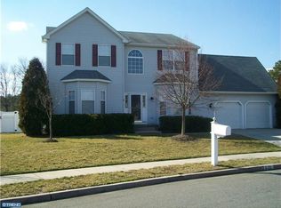 820 Dawn Ct, Williamstown, NJ 08094