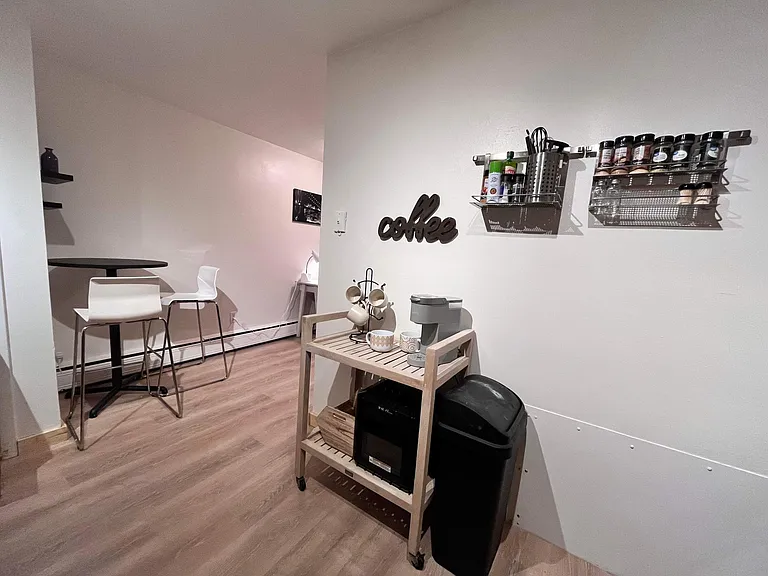 619 S 8th St #4 — Photo 9