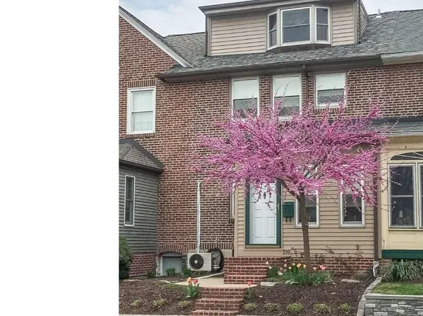 210 S Bancroft Pkwy, Wilmington, DE 19805