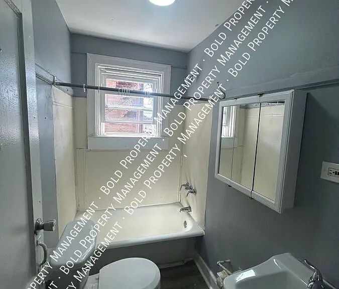 614-616 Schuylkill Ave #6 — Photo 2
