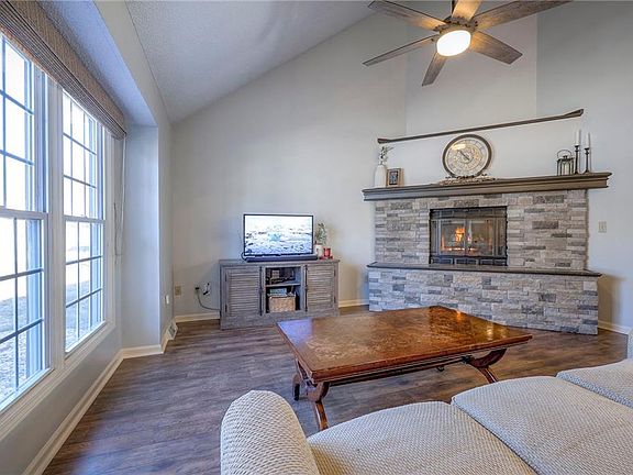 5th image of 4809 Perry Ave