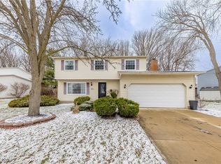 8915 Trailwood Ct, Mentor, OH 44060