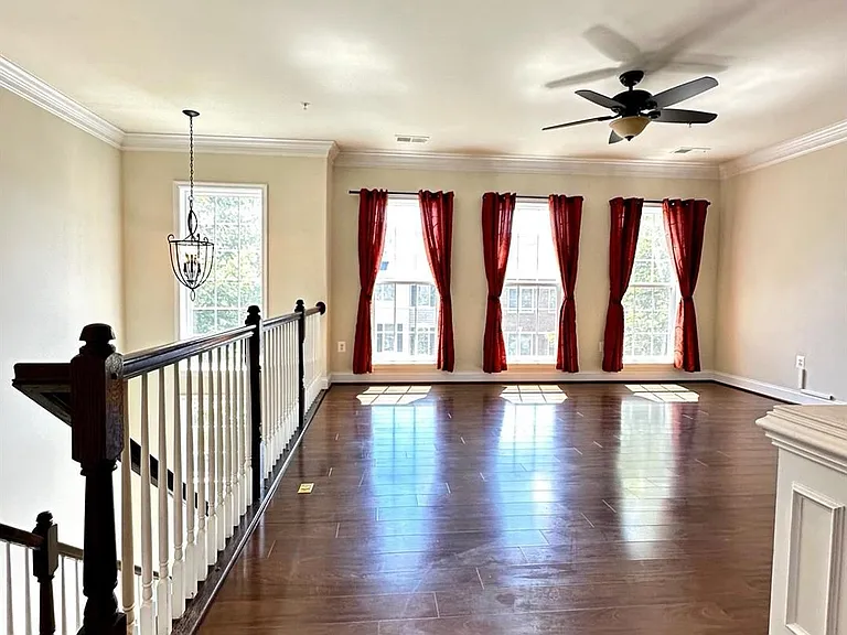 14888 Potomac Branch Dr — Photo 16
