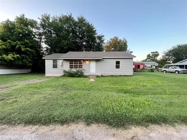 207 E Church St, Paoli, OK 73074