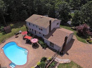 43 Kentwood Rd, Succasunna, NJ 07876