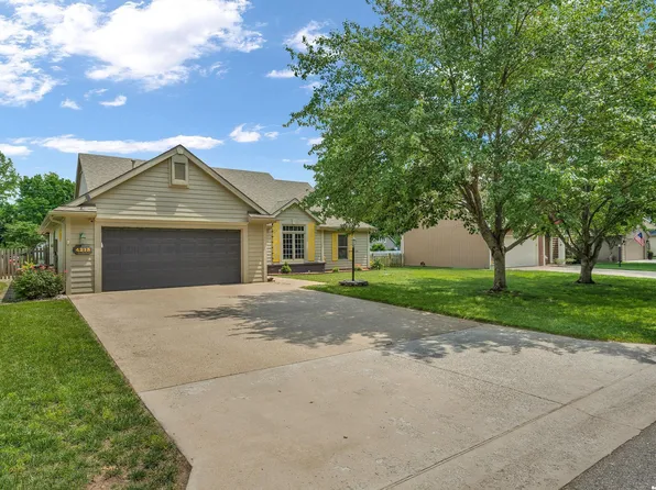 4213 Goldfield St, Lawrence, KS 66049